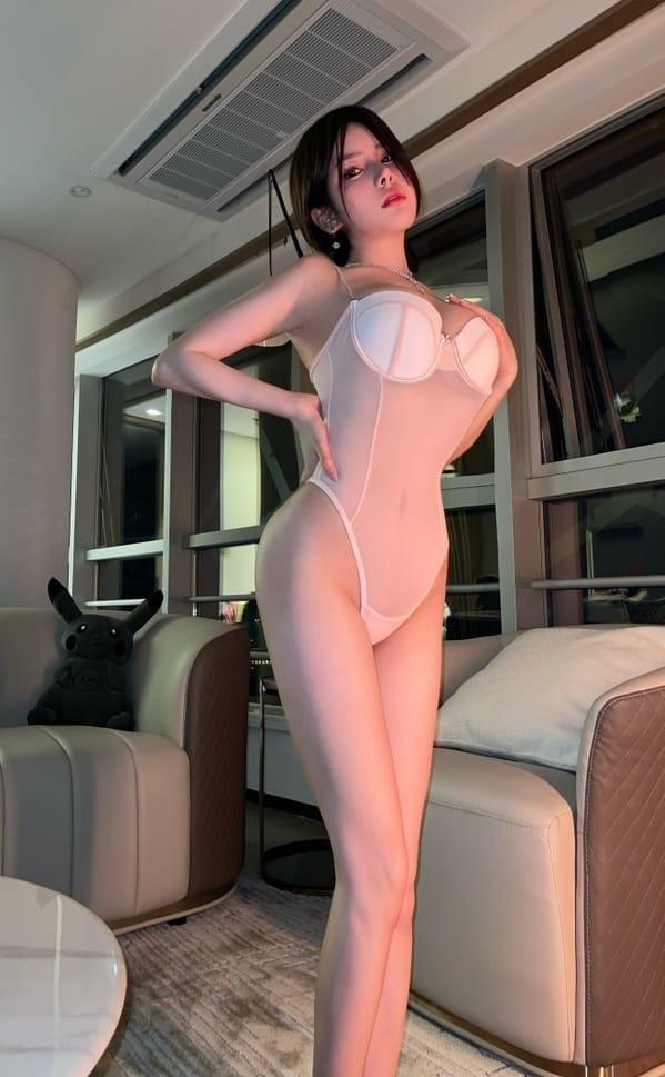 [微密圈]奔跑的晶螺儿 – 美丽小姐的睡衣[40P-167M]-2